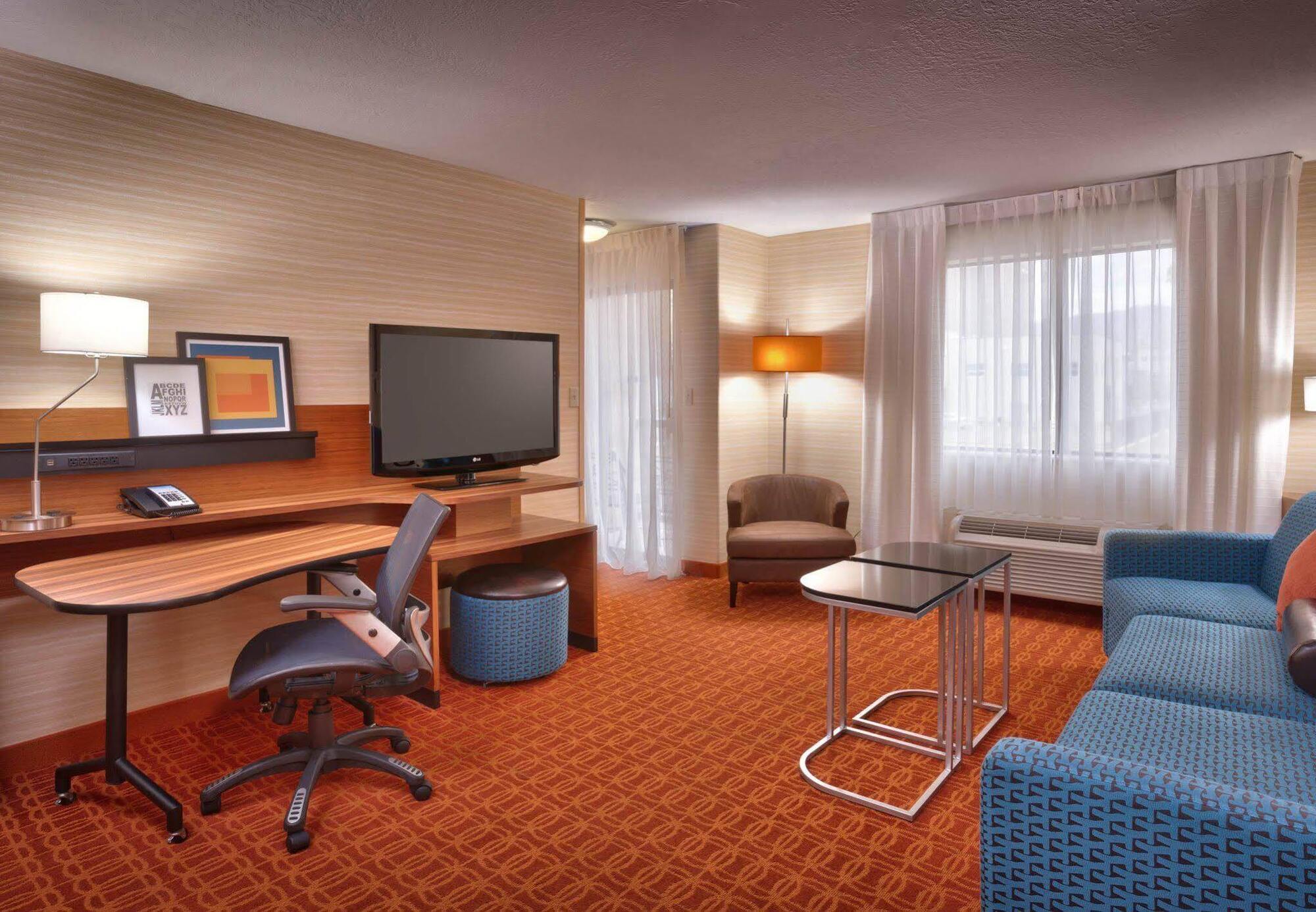 Courtyard By Marriott Salt Lake City Downtown Exterior photo